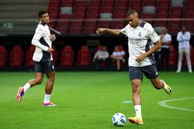 仅是一场简 仅是一场简